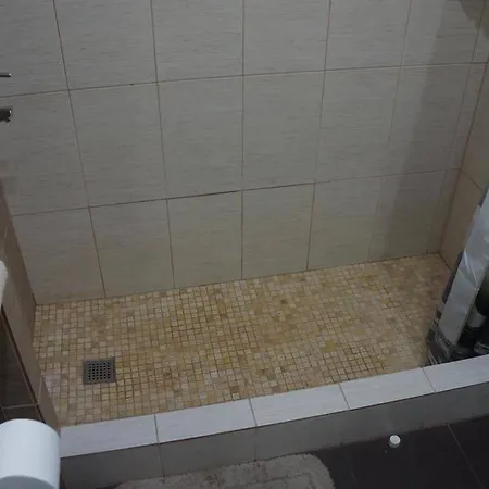 Jardines Del Sur, Ocean View Buzanada